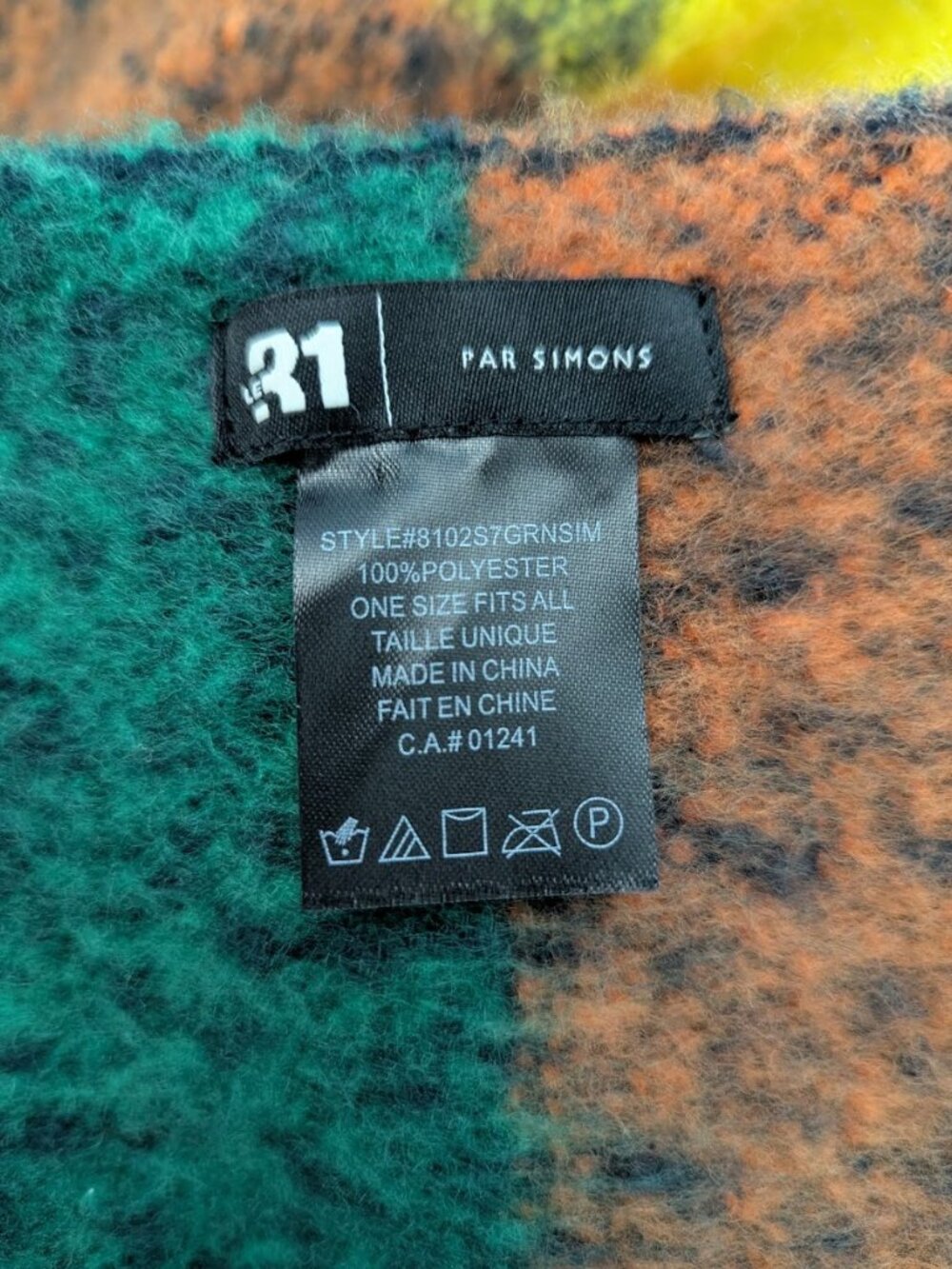 Plaid Scarf Multicolor Fuzzy Fringe Oversized Le31 Par Simons Y2K - Picture 5 of 7